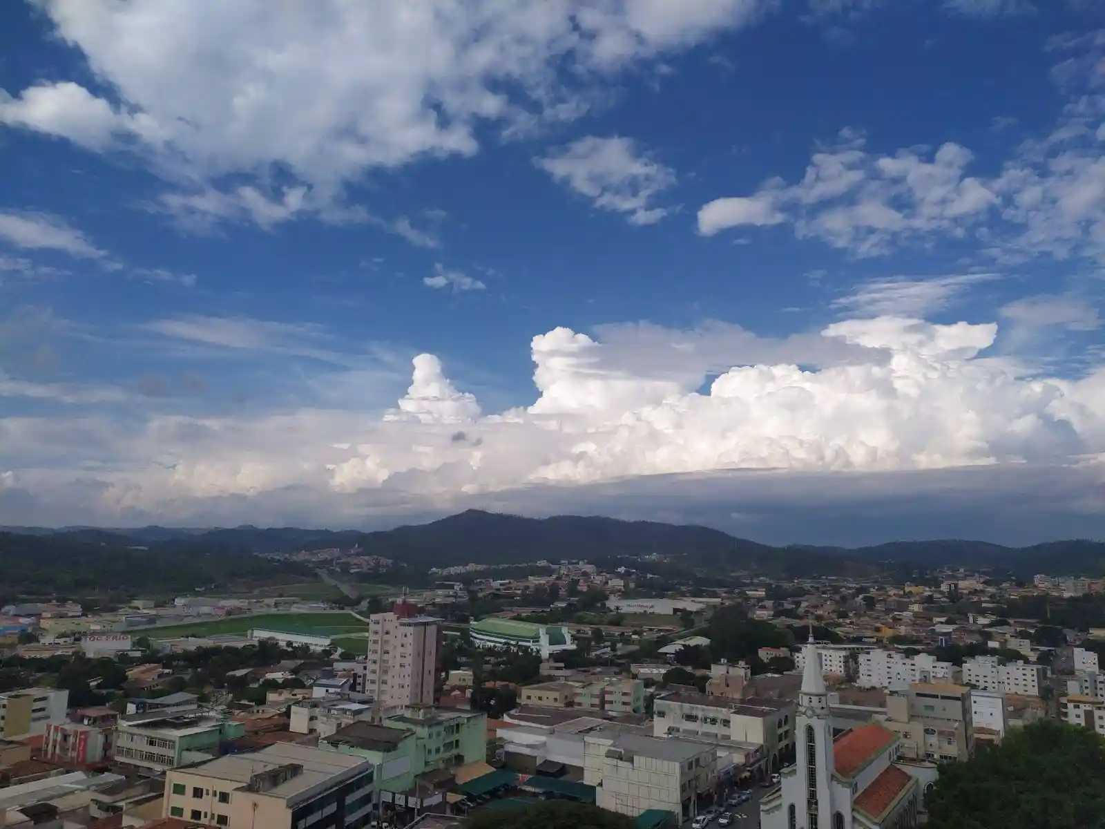 Julho começa com nova frente fria e queda nas temperaturas