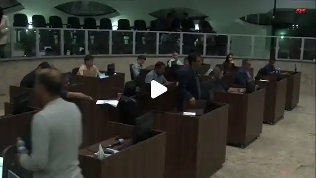 Vereadores discutem projetos e demandas da comunidade em Itaúna