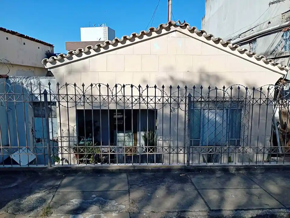 2 quartos 1 banheiro – Casa