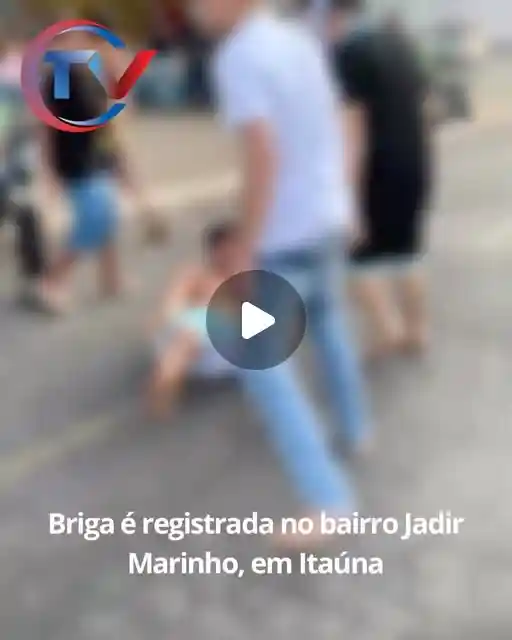 Vídeo mostra briga na praça do bairro Jadir Marinho