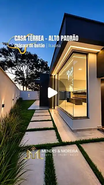 Casa 225 m² com 3 suítes no Chácara do Quitão