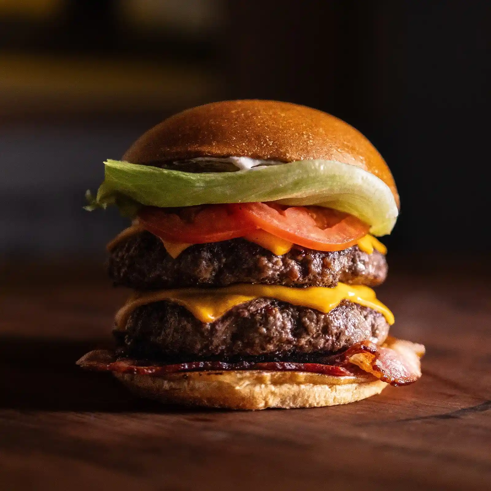 Hambúrguer Villa Double com dose dupla de carne