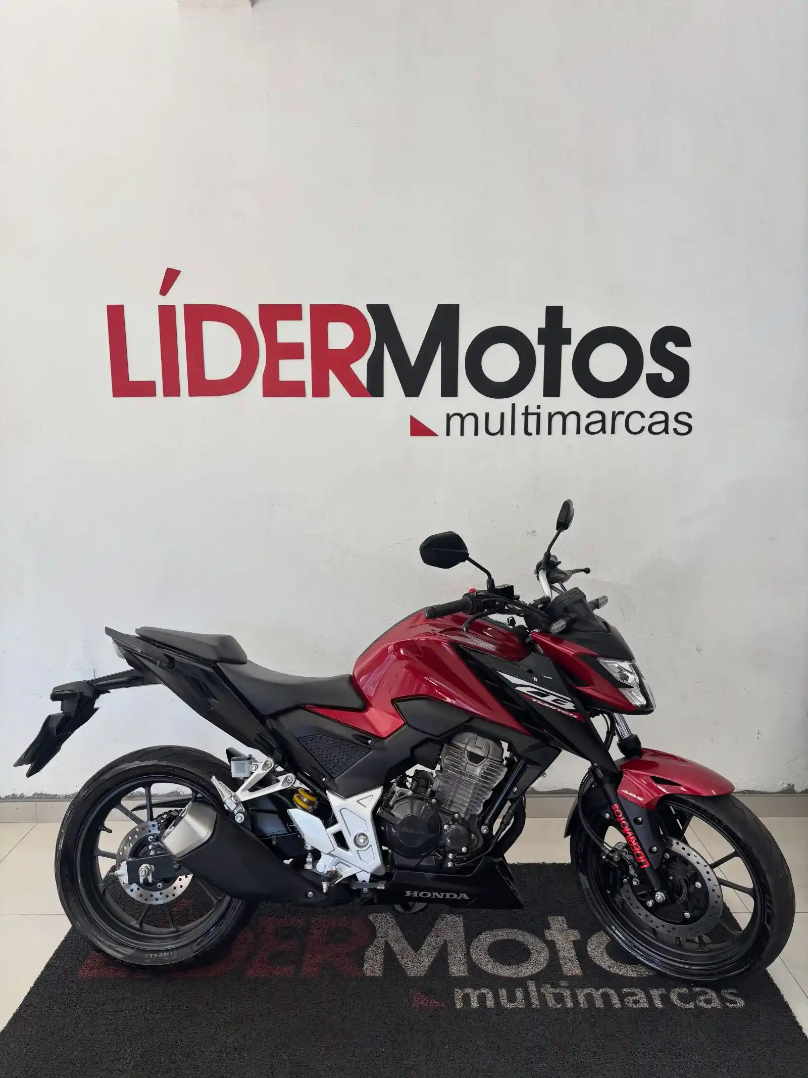 CB Twister 300F ABS 2025 — 14.870 km