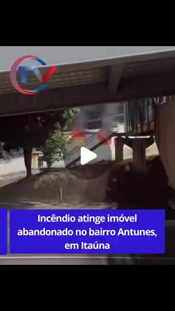 Incêndio em residência abandonada no bairro Antunes
