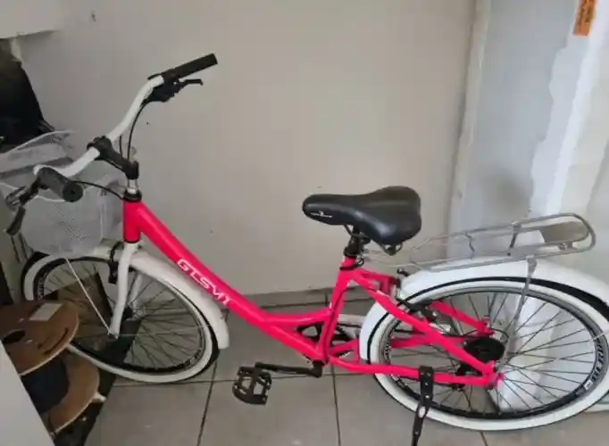 Vendo bicicleta nova