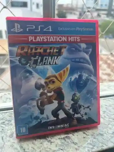 Uncharted 4 + Ratchet & Clank - PS4, Seminovos