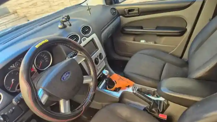 Ford Focus 1.6 S/se/se Plus Flex 8v/16v 5P 2011