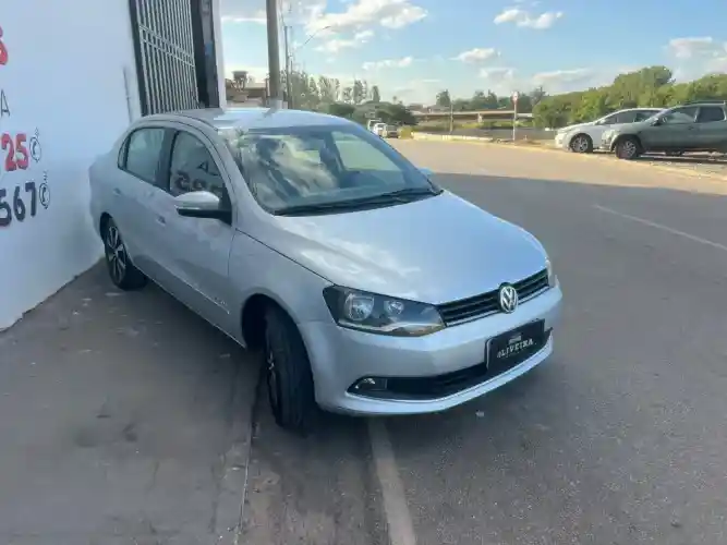 Volkswagen Voyage Comf/highli. 1.6 MI T.flex 8V 4P 2015