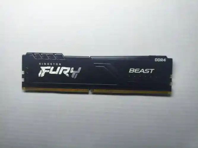 Memória RAM Kingston Fury DDR4 8GB de 3200Mhz