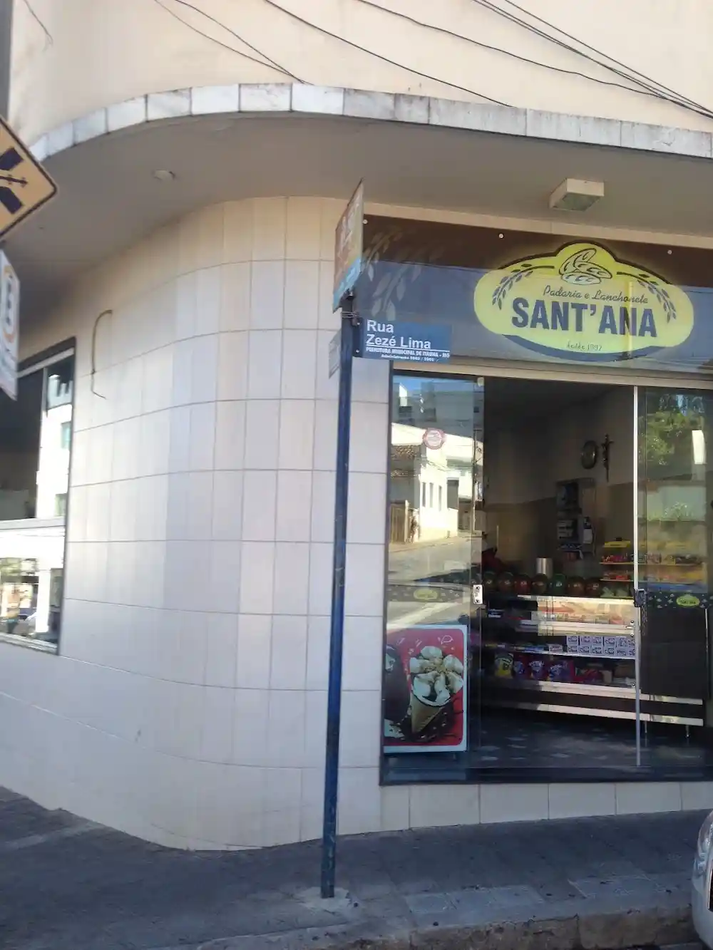 Panificadora Sant'ana — Padaria no Bairro Universitário
