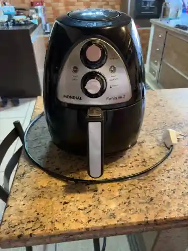 Fritadeira Elétrica Sem Óleo Air Fryer Mondial Family NAF-03I 4L - Preta e Inox - 110V