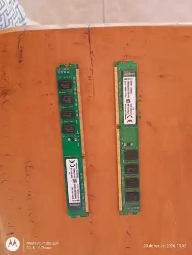 Duas memórias ram 8gb kingston DDR3