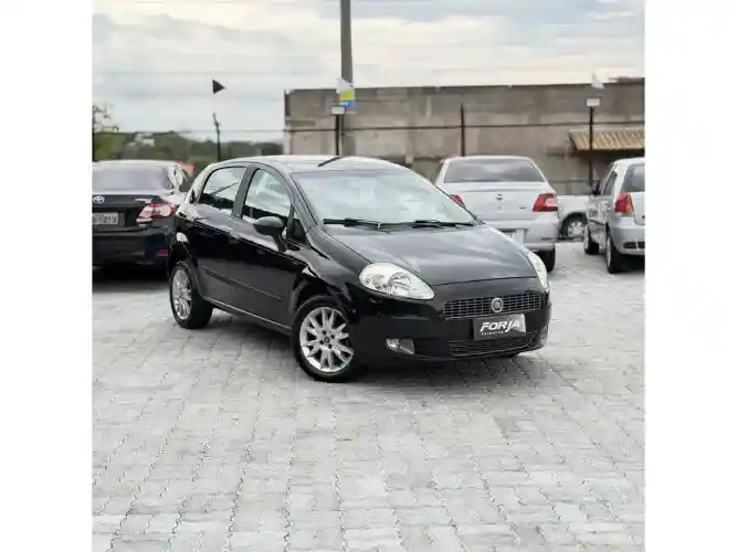 Fiat Punto Essence 1.6 Flex 16V 5P 2011