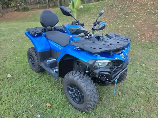 Quadriciclo CFforce 520