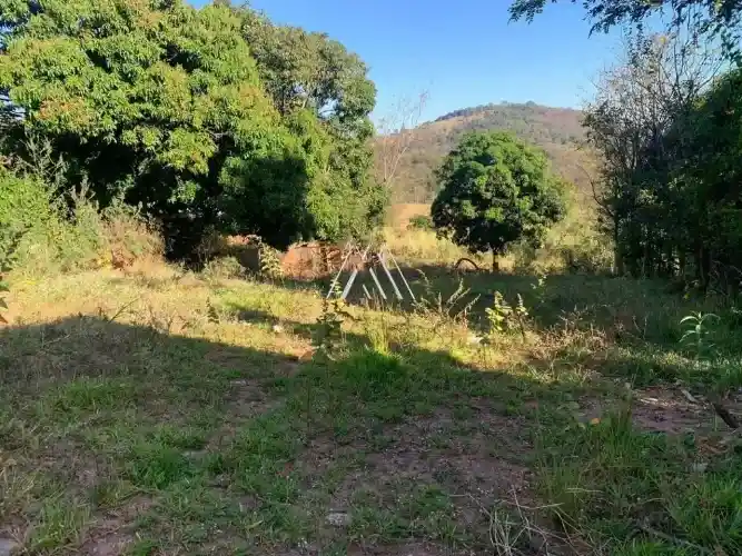 Vendo lote em Itaúna com ótima localização!