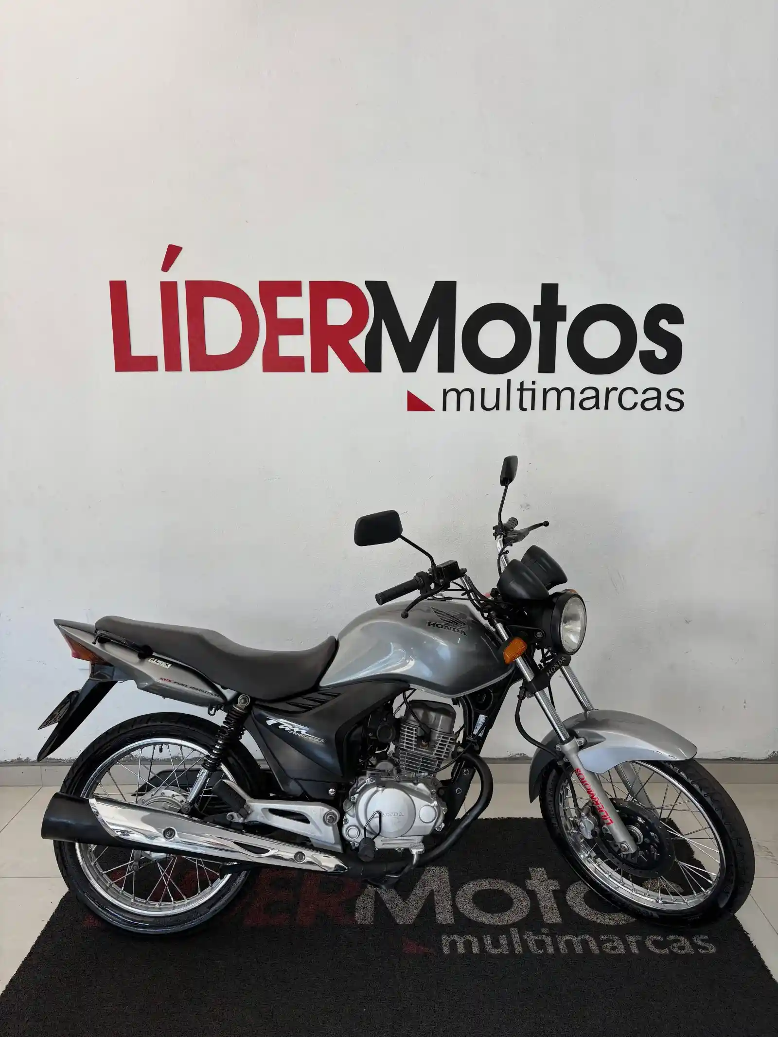Moto Fan 150 ESDi 2011 com 48.000 km rodados