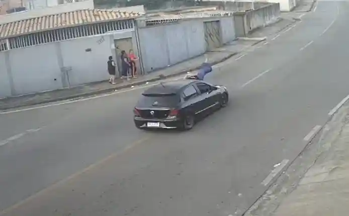 Polícia procura suspeito de atropelar mulher e fugir no Morada Nova
