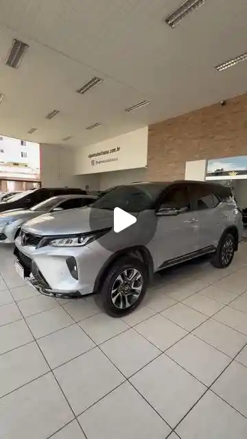 Toyota Hilux SW4 Diamond 2025 4x4 Diesel — 25 mil km