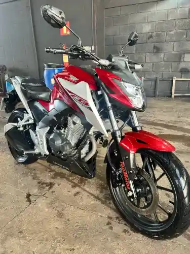 CB 300F Twister 2026 ABS