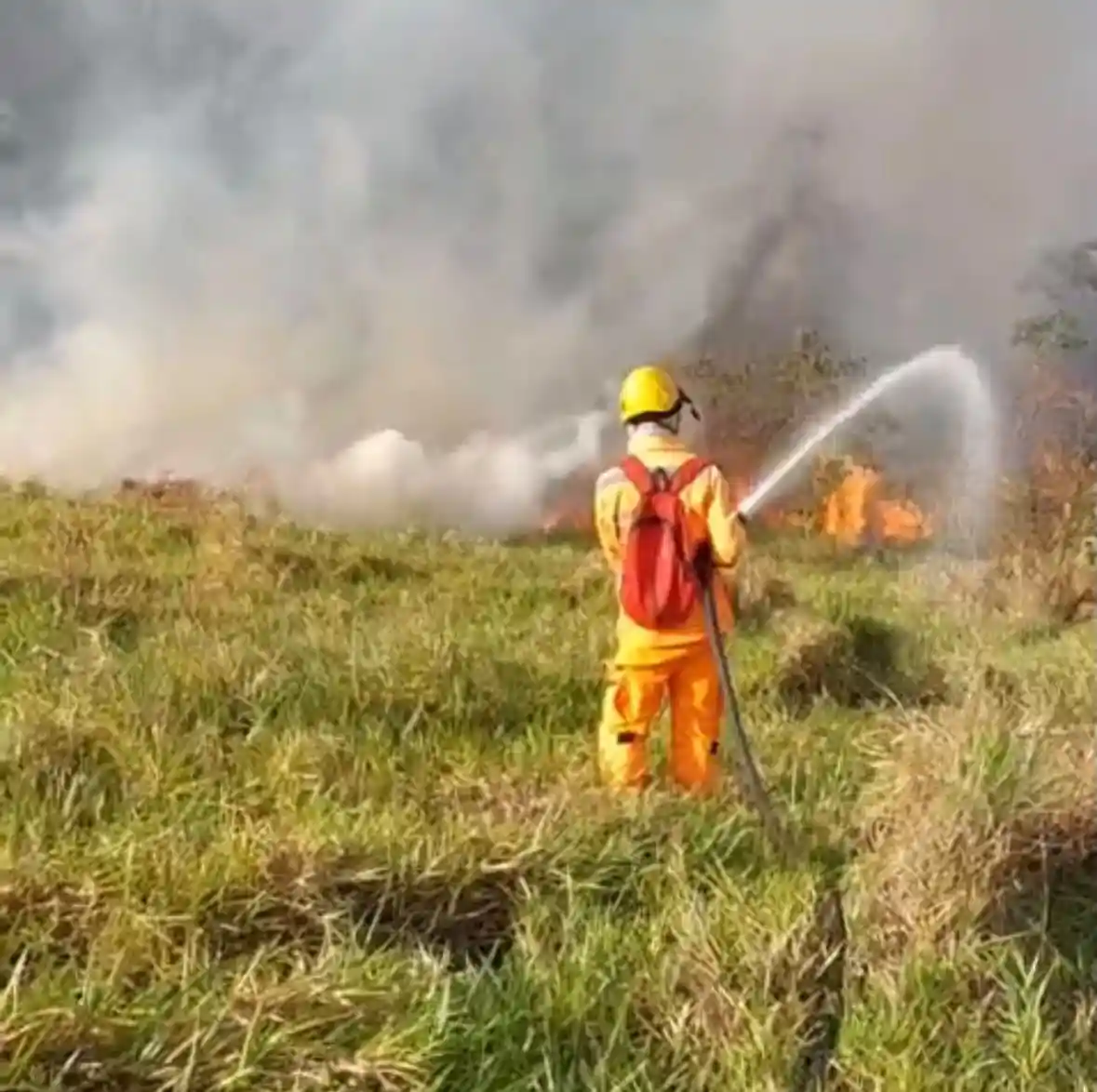Incêndio na serra da Maranata consome 20 hectares e deixa ar ainda mais seco