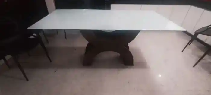 Mesa retangular de vidro