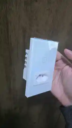 Interruptor Smart Avatto WiFi + Tomada 1 botão (vendo até 2 un., LEIA A DESCRIÇÃO)