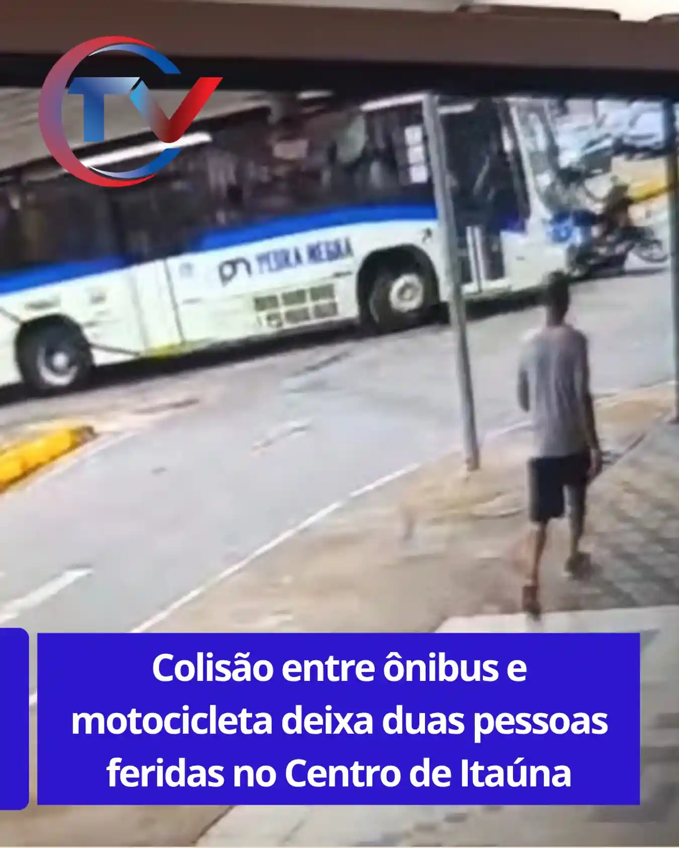 Colisão entre ônibus e motocicleta deixa feridos