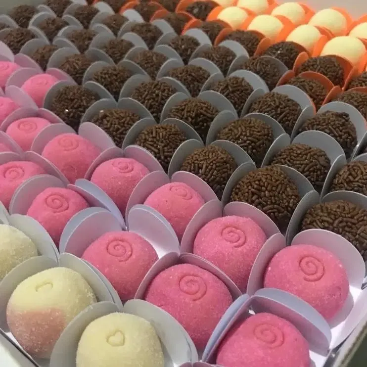 Camila sonha confeitaria