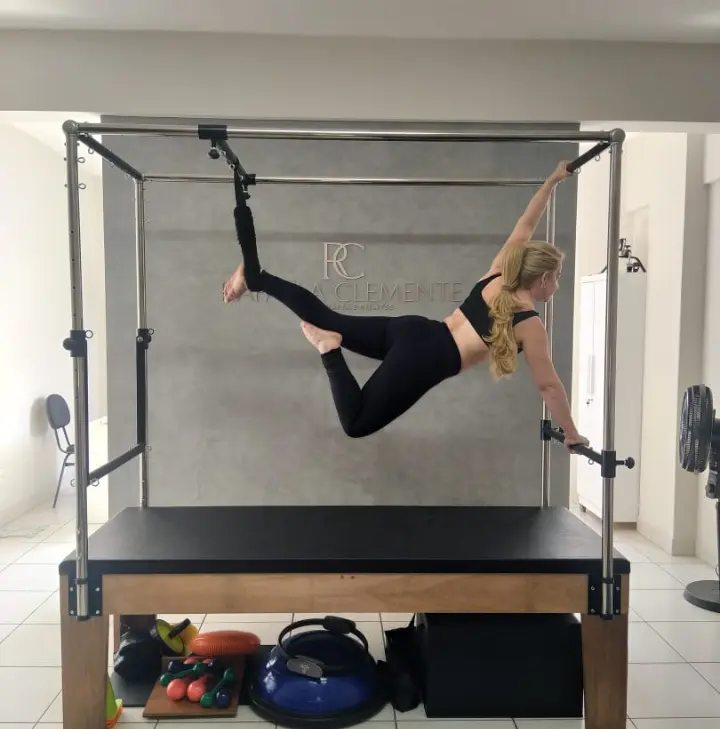 Rafaela Clemente - Studio de Pilates e Fisioterapia