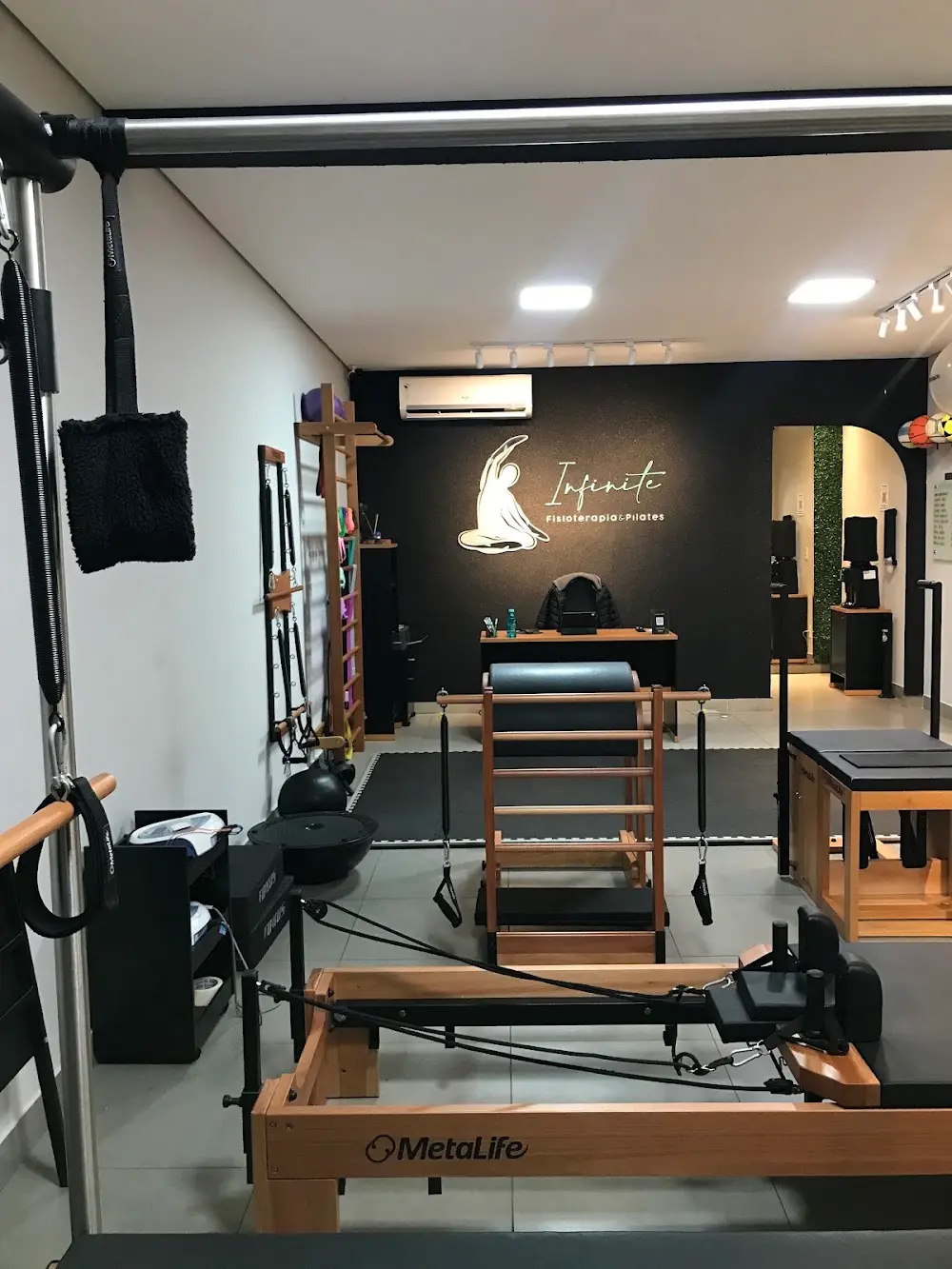 Infinite Itaúna - Fisioterapia, Pilates, Quiropraxia, Liberação Miofascial e Tratamento de Dores