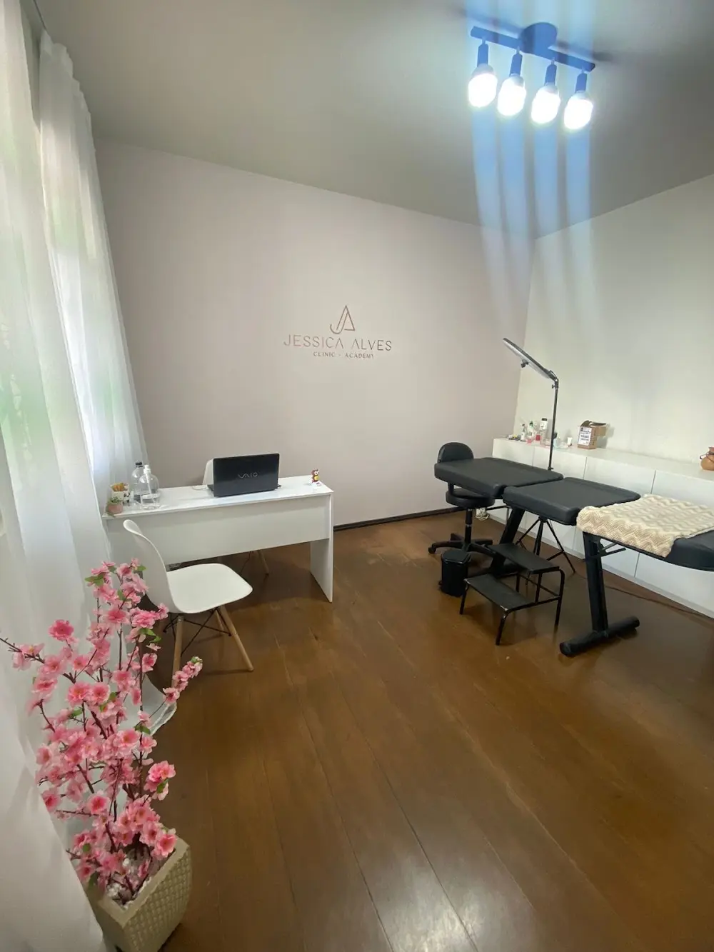 Dra. Jéssica Alves | Estética Avançada em Itaúna