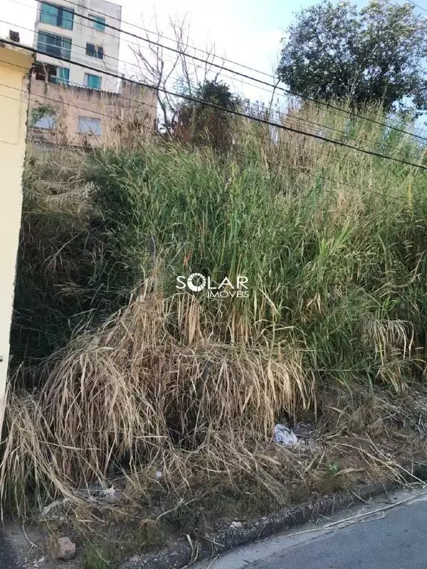 Lote à venda no Centro com 240 m²