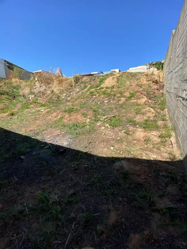 Lote 168 m² à venda no Vale das Aroeiras