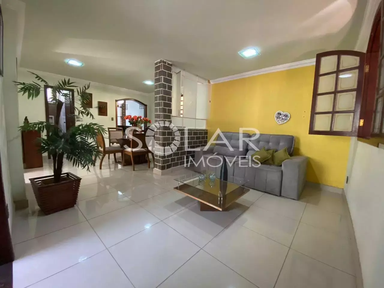 Casa a venda na reta de Santanense em Itaúna MG