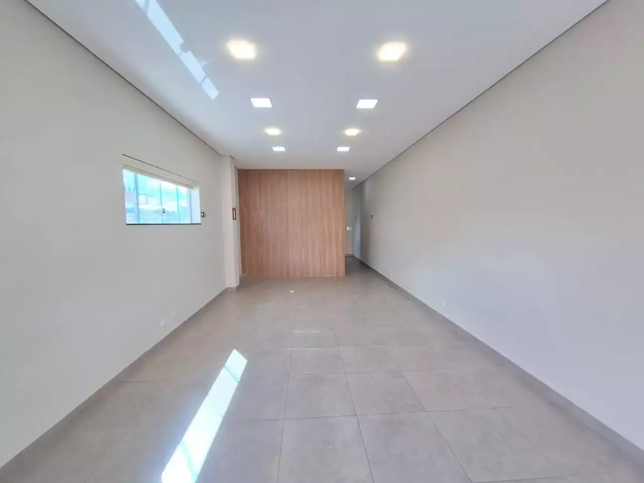 Loja 72 m² à venda no Residencial Morro do Sol