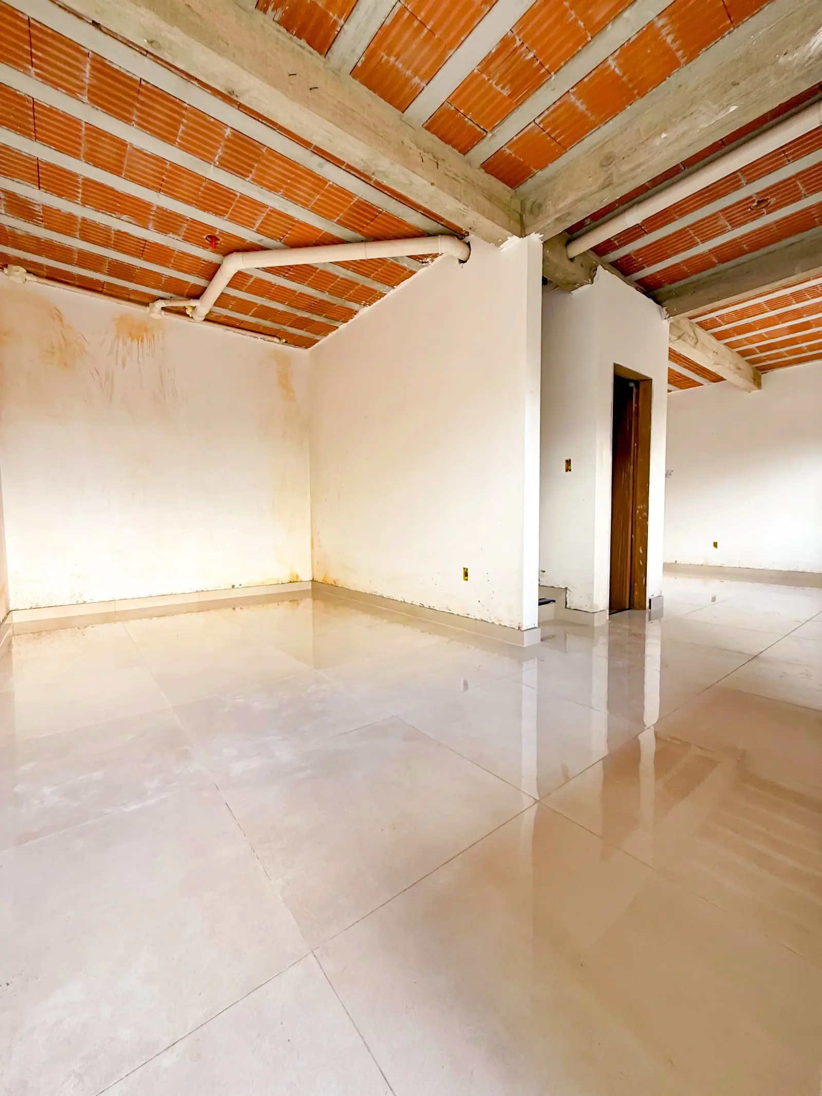 Casa 2 pavimentos 3 quartos no Sion