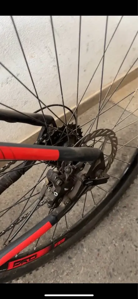 Bicicleta FKS Aro 29 – estado de conservação excelente