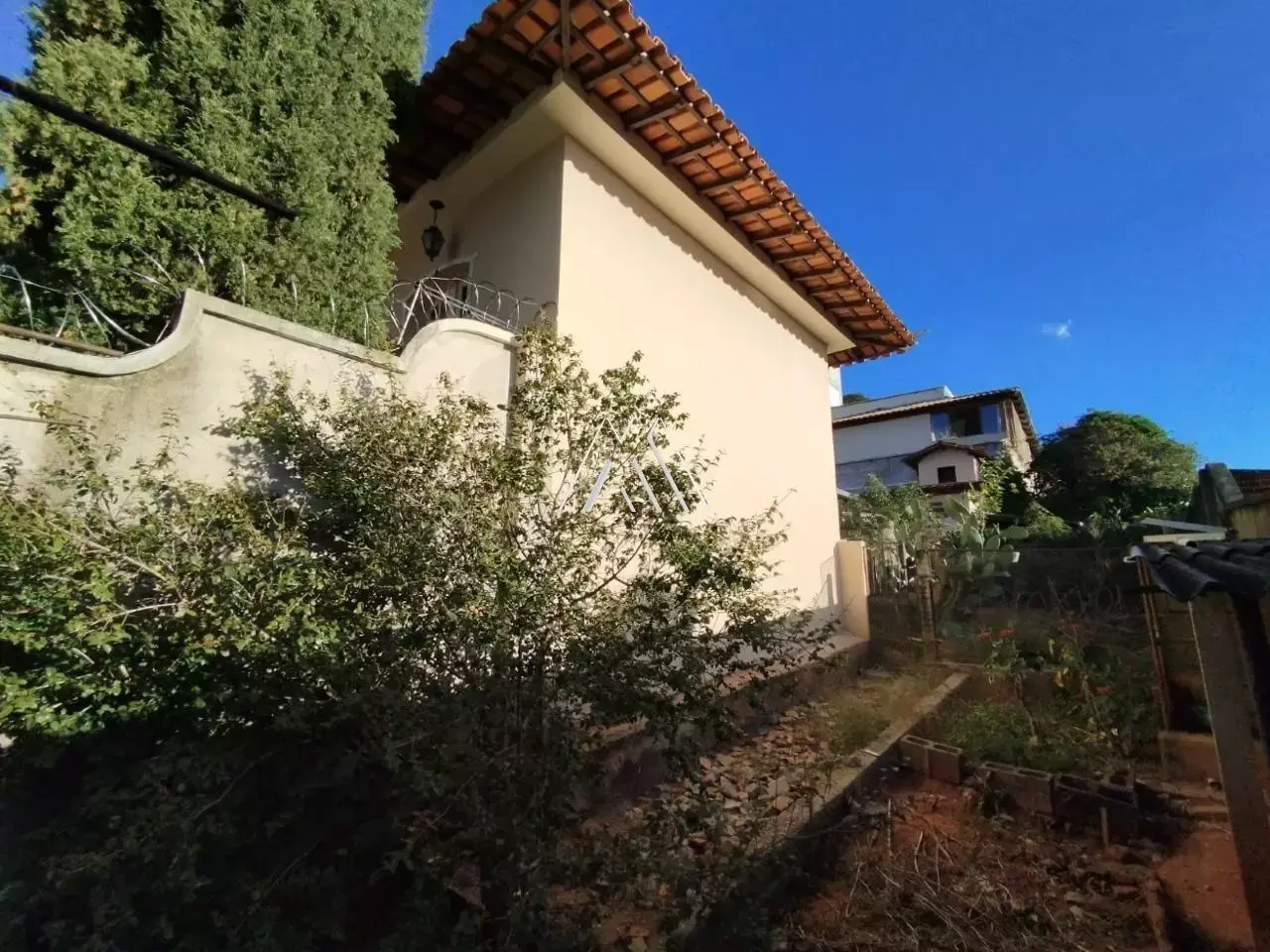 Casa 3 quartos à venda no Residencial Morro do Sol