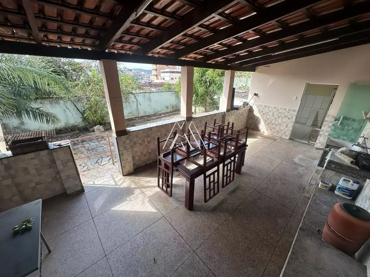 Casa 4 quartos à alugar em Cerqueira Lima