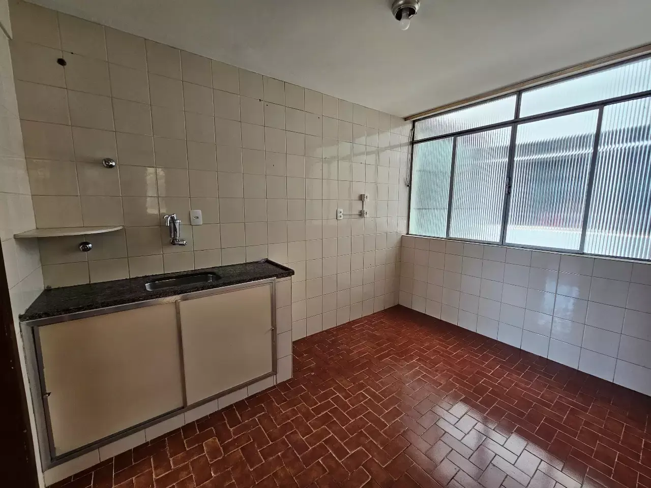 APARTAMENTO para aluguel, 3 quartos, CENTRO