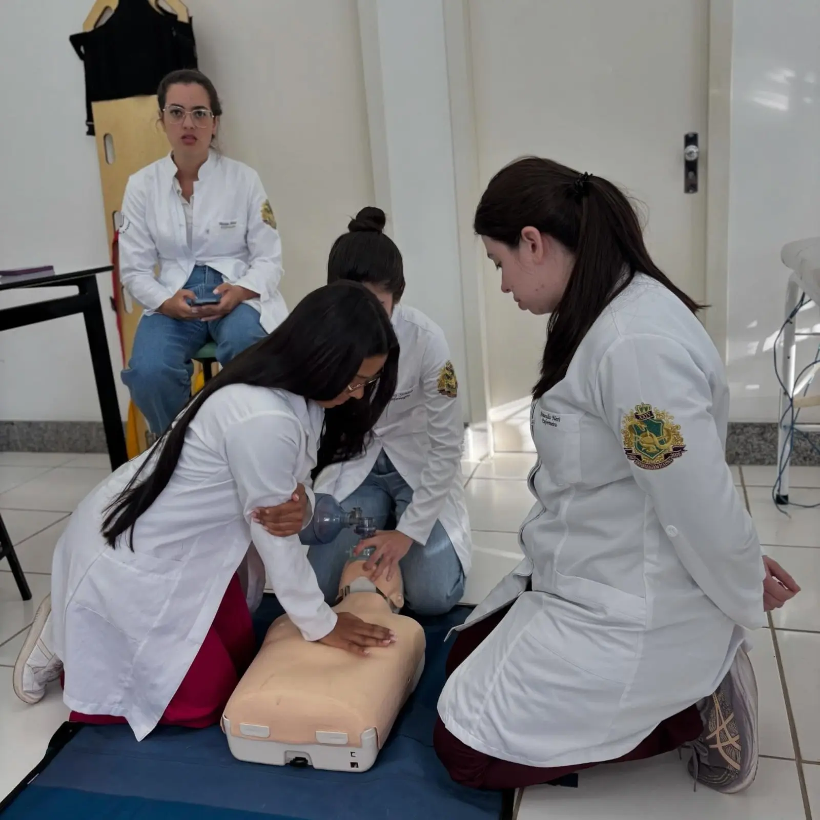 Minicurso de Primeiros Socorros na Universidade de Itaúna