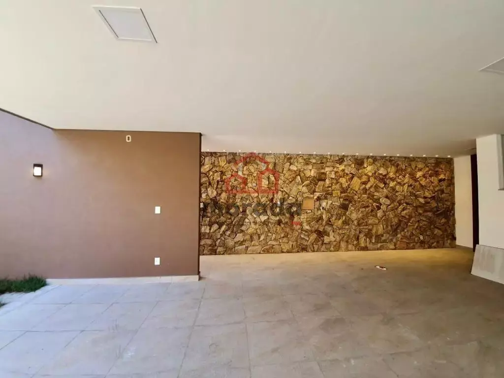 Casa 4 quartos com 2 suítes para alugar no Morro do Sol