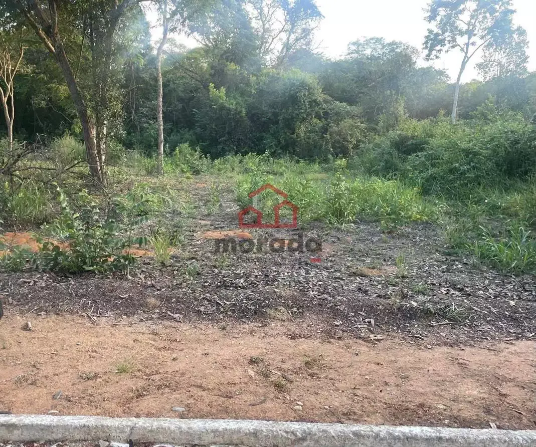 Lote 1321 m² à venda na Barragem do Benfica