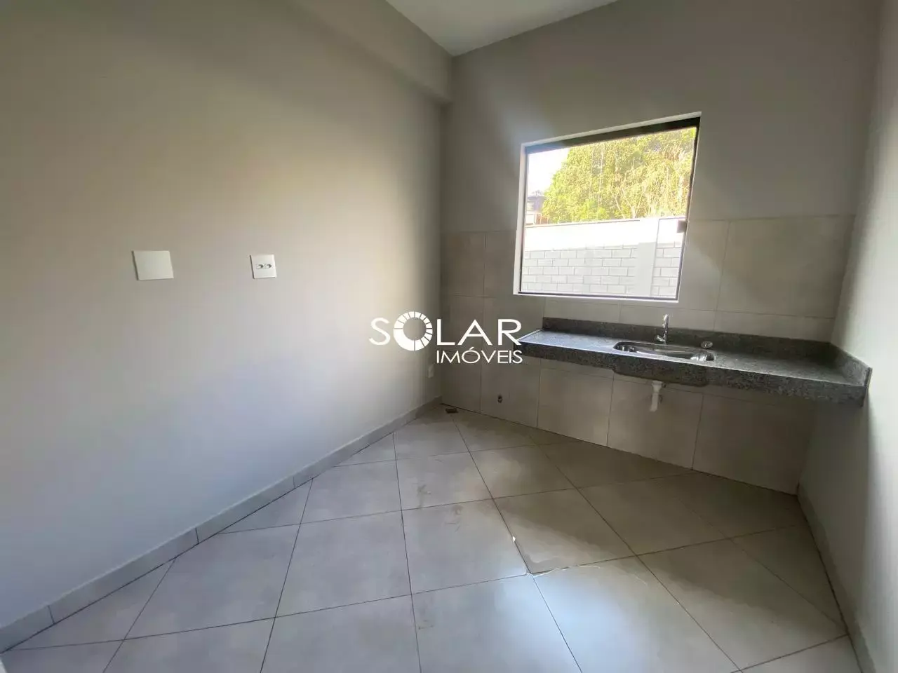 Galpão comercial 465 m² para alugar no Santiago