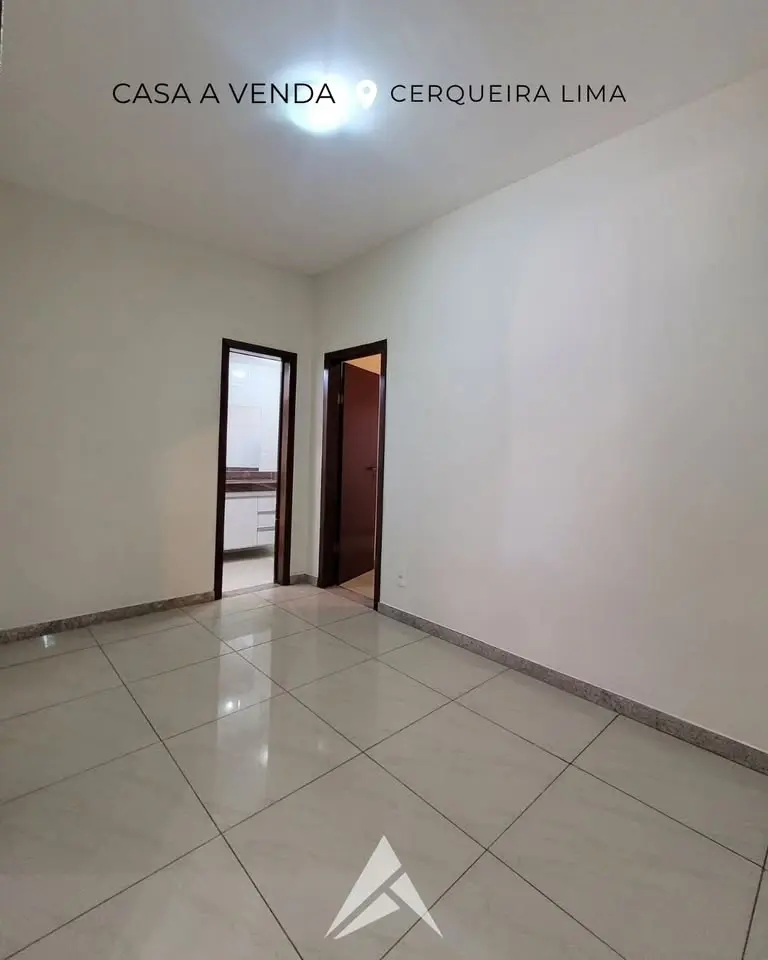 2 quartos 2 banheiros Casa
