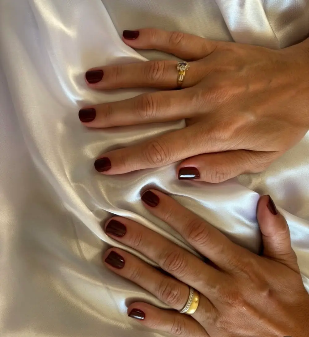 Stúdio Lívia Chaves Manicure, Pedicure & Plástica dos pés