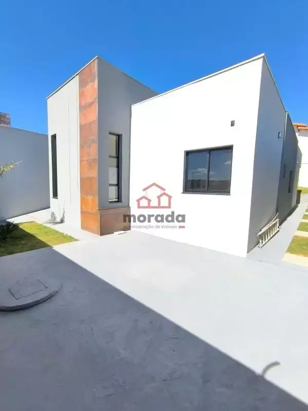 CASA MODERNA À VENDA DE ALTO PADRÃO NO BAIRRO RESINDENCIAL SANTANENSE - ITAÚNA MG!