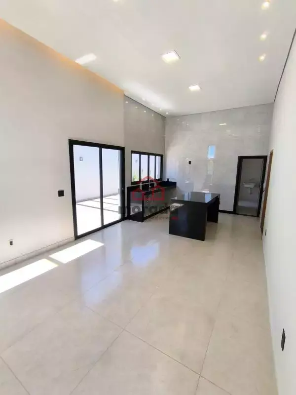 CASA MODERNA À VENDA DE ALTO PADRÃO NO BAIRRO RESINDENCIAL SANTANENSE - ITAÚNA MG!