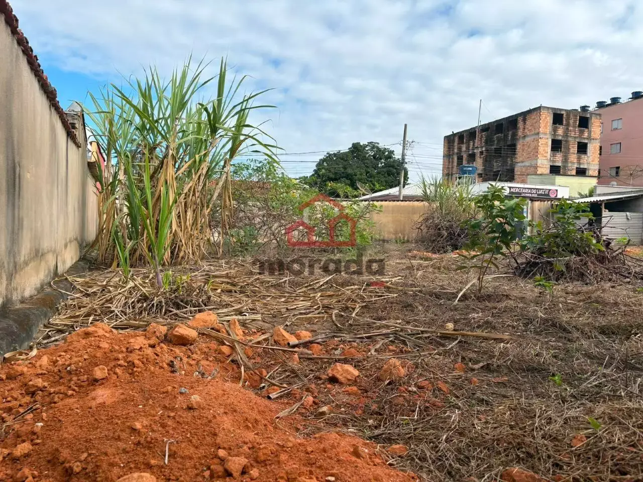 Lote à venda na Varzea da Olaria
