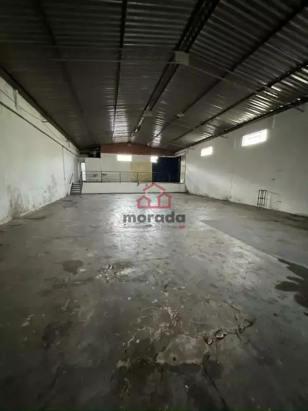 Galpão para alugar no Universitário – 350m²
